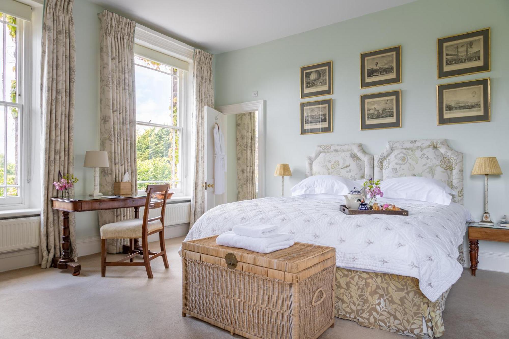 Overtown Manor Bed And Breakfast Суиндон Экстерьер фото